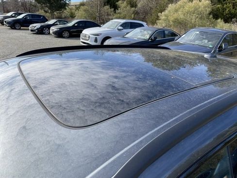 Certified 2025 Audi Q8 Premium Plus w/ Premium Plus Package image 6