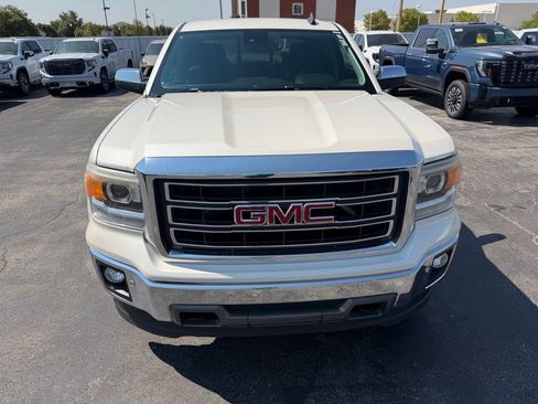 Used 2015 GMC Sierra 1500 SLT w/ SLT Crew Cab Value Package AWD/4WD image 8