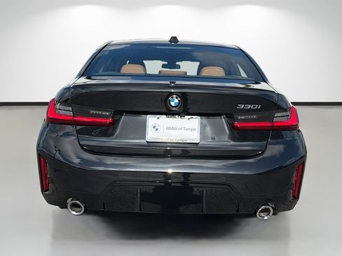 New 2026 BMW 330i Sedan w/ M Sport Package RWD image 4