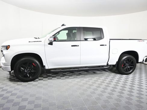 Used 2024 Chevrolet Silverado 1500 RST w/ Redline Edition image 2
