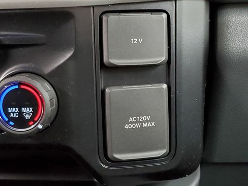 New 2026 Ford F250 XLT w/ XLT Premium Package AWD/4WD image 19