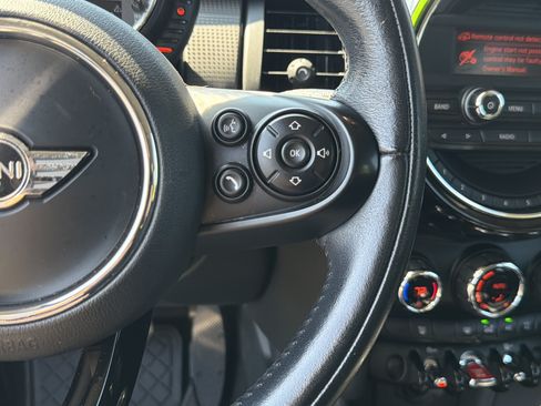 Used 2016 MINI Cooper 4-Door Hardtop FWD image 55