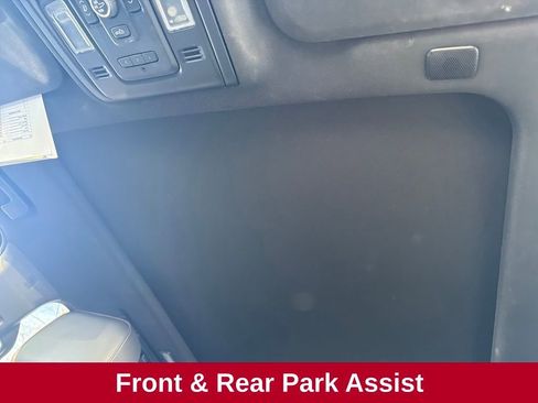 Used 2021 Chevrolet Suburban LT w/ LT Signature Package image 26