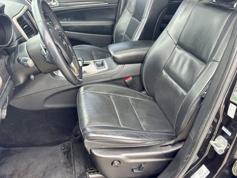 Used 2015 Jeep Grand Cherokee Limited w/ Luxury Group II AWD/4WD image 19