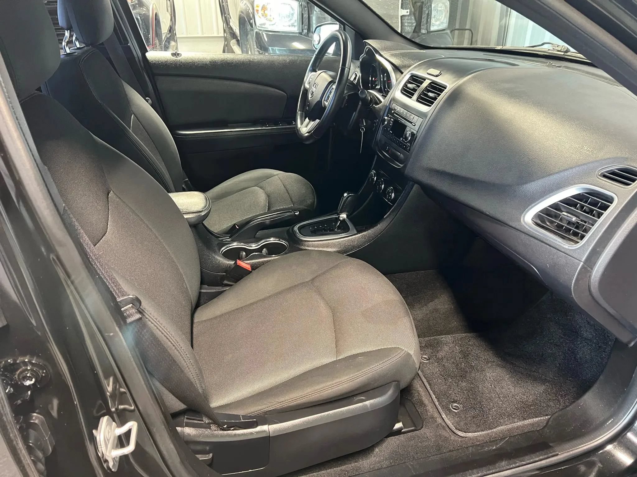 Used 2014 Dodge Avenger SXT w/ Blacktop Package FWD image 16