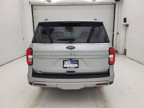 Used 2024 Ford Expedition Max XLT image 25