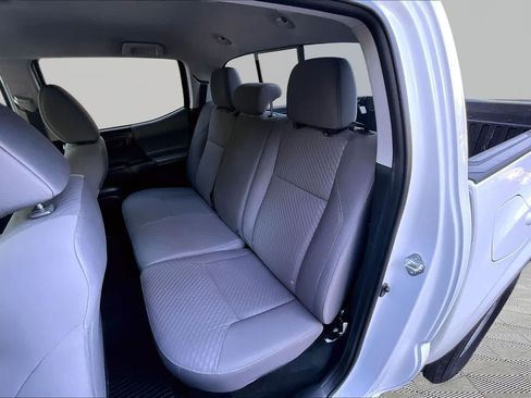 Certified 2023 Toyota Tacoma SR AWD/4WD image 19