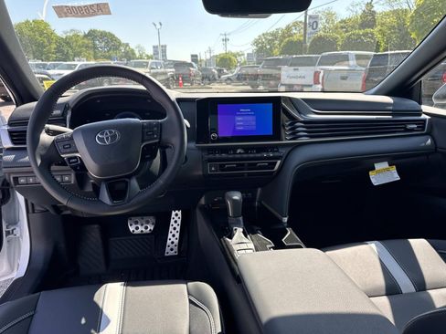 New 2026 Toyota Camry SE AWD/4WD image 10