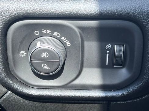 New 2026 RAM 3500 Big Horn AWD/4WD image 23