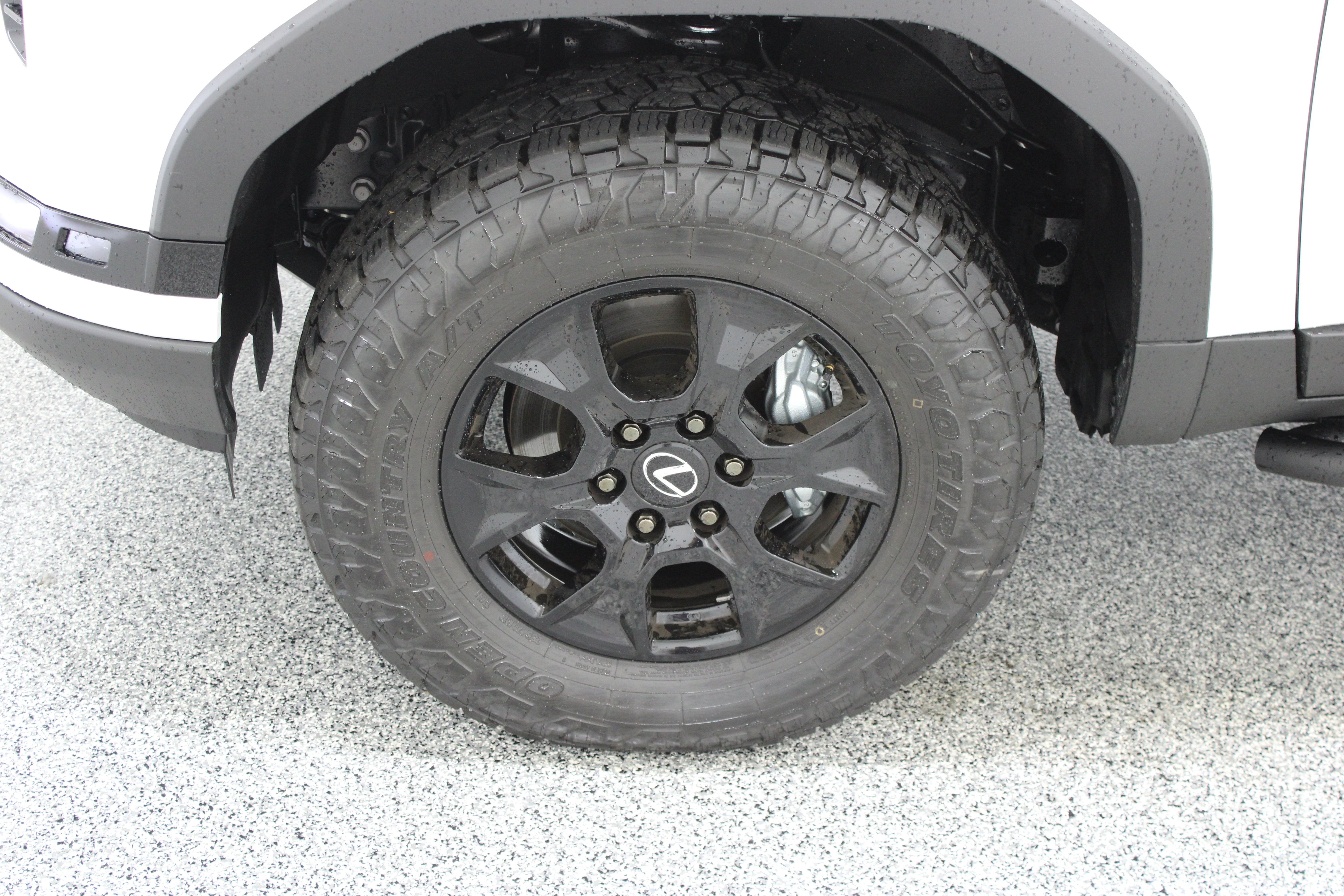 Used 2026 Lexus GX 550 AWD/4WD image 10