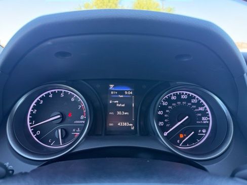 Used 2022 Toyota Camry SE w/ Carpet Mat Package (TMS) FWD image 14