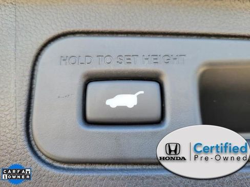 Used 2025 Honda Pilot TrailSport image 10