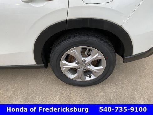 Certified 2024 Honda HR-V LX image 10