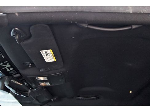 Used 2016 Dodge Challenger SXT w/ Sound Group RWD image 8