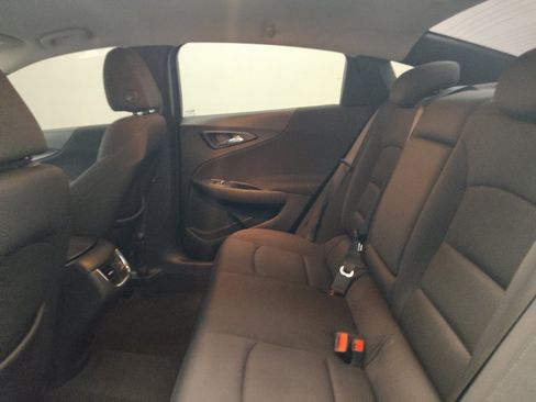Used 2020 Chevrolet Malibu LT FWD image 18