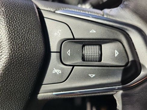 Used 2022 Chevrolet TrailBlazer ACTIV w/ Technology Package image 24