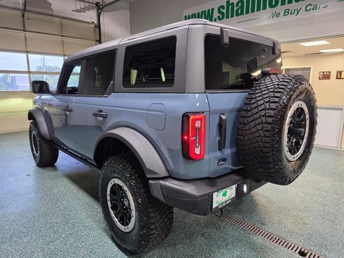 Used 2024 Ford Bronco Badlands AWD/4WD image 9