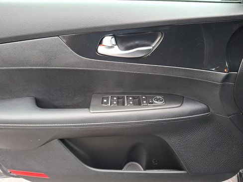 Used 2023 Kia Forte GT-Line image 13