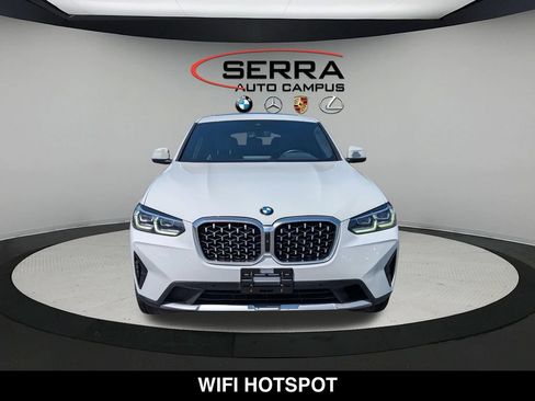 Used 2022 BMW X4 xDrive30i AWD/4WD image 9