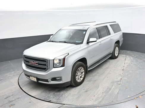 Used 2019 GMC Yukon XL SLT image 19