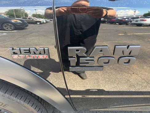 Used 2023 RAM 1500 Warlock AWD/4WD image 17