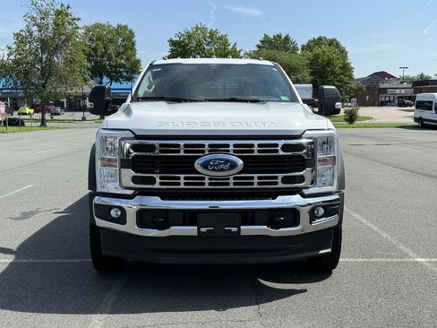 New 2025 Ford F450 XL image 6
