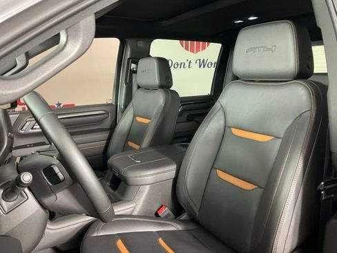 Used 2024 GMC Sierra 2500 AT4 w/ AT4 Premium Plus Package image 14