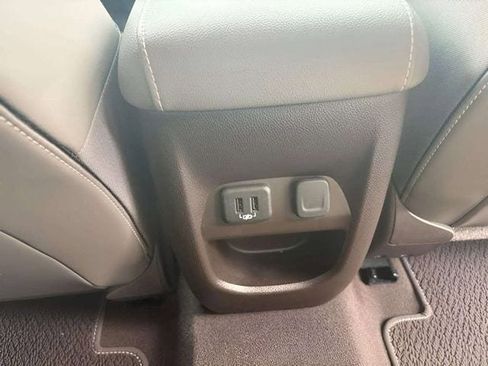 Used 2022 GMC Canyon Denali AWD/4WD image 12