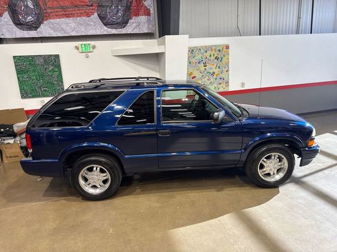 Used 2002 Chevrolet Blazer LS w/ Preferred Equipment Group image 36