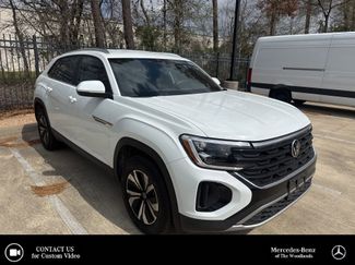 Used 2024 Volkswagen Atlas Cross Sport SE video 1