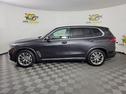 Used 2023 BMW X5 xDrive40i AWD/4WD image 2