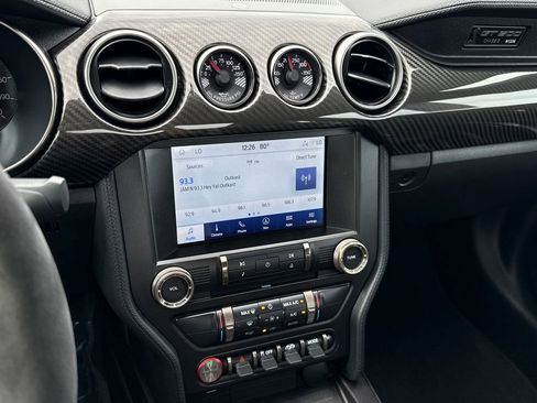 Used 2022 Ford Mustang Shelby GT500 w/ Carbon Fiber Track Pack image 18