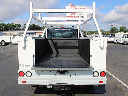 Used 2024 Ford F350 XL w/ XL Chrome Package RWD image 14