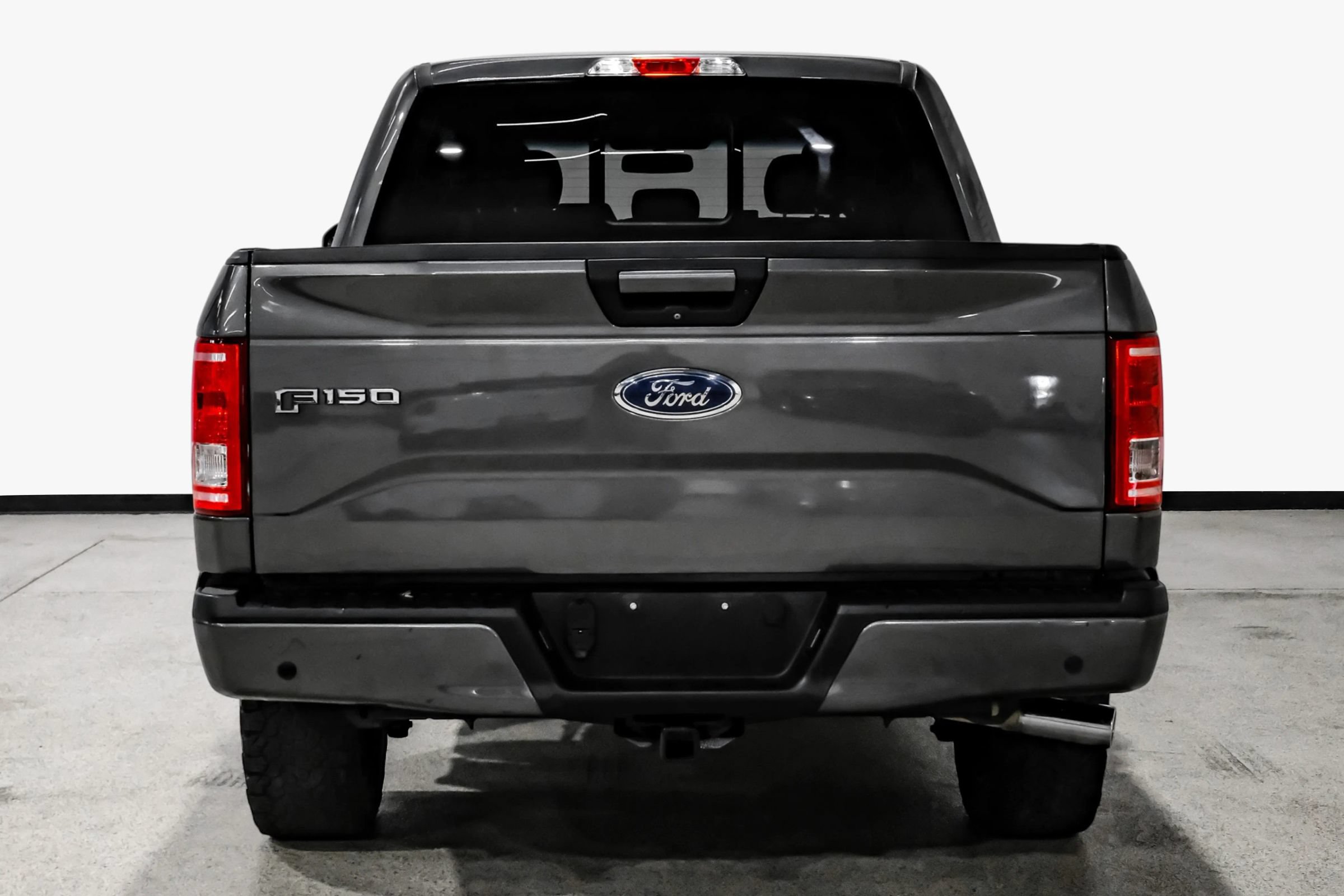 Used 2017 Ford F150 XLT w/ Equipment Group 302A Luxury AWD/4WD image 7