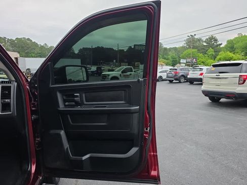 Used 2017 RAM 1500 Express w/ Express Value Package RWD image 24