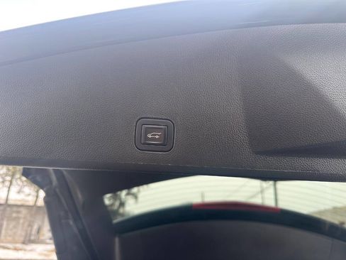 Used 2016 Cadillac SRX Luxury w/ Driver Awareness Package image 7