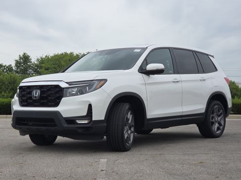 Used 2023 Honda Passport EX-L image 15