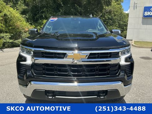 Used 2023 Chevrolet Silverado 1500 LT AWD/4WD image 8