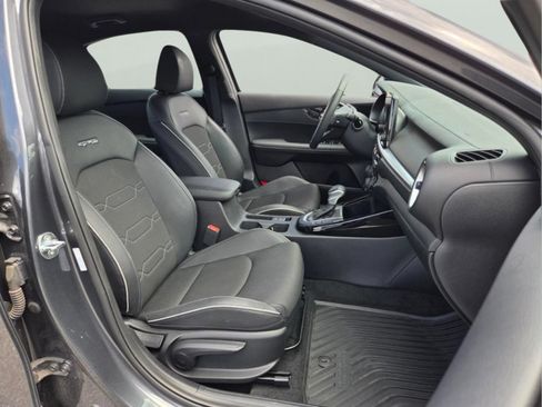 Certified 2024 Kia Forte GT-Line FWD image 15