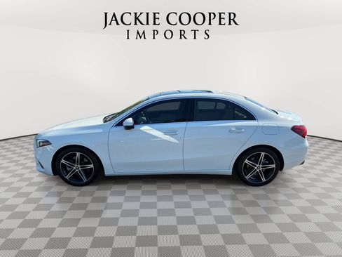 Used 2022 Mercedes-Benz A 220 image 8