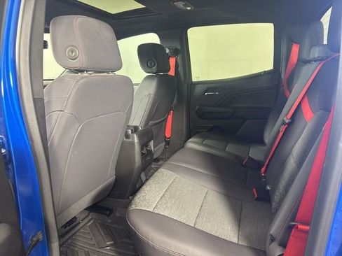 Used 2024 Chevrolet Colorado Z71 w/ Advanced Trailering Package image 12