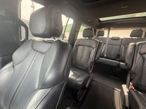 Used 2022 Jeep Wagoneer Series III w/ Premium Group I RWD image 39