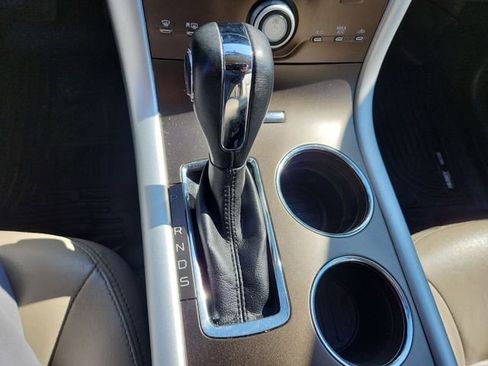 Used 2013 Ford Edge SEL image 14