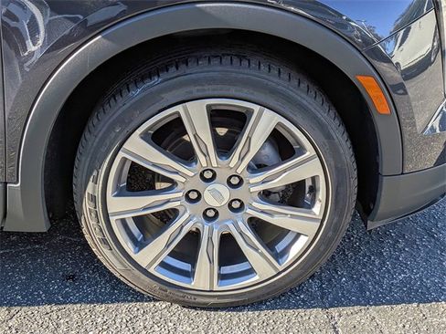 Used 2023 Cadillac XT4 Premium Luxury w/ Cold Weather Package image 7