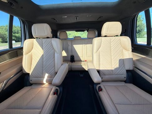 Used 2025 Cadillac Escalade IQ Sport 2 AWD/4WD image 38