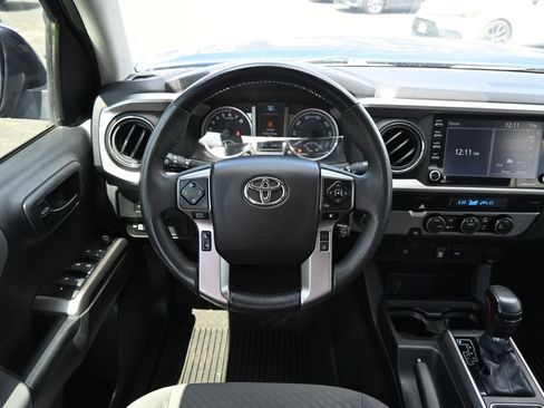 Used 2023 Toyota Tacoma SR5 RWD image 9