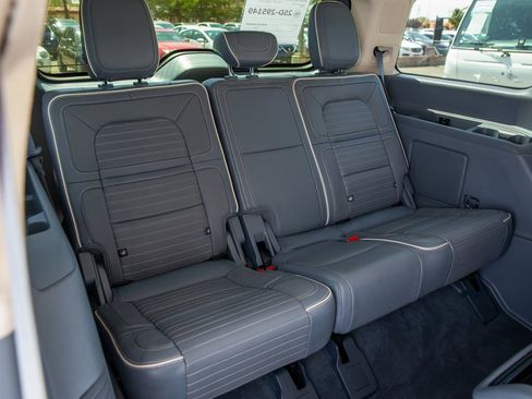 Used 2023 Lincoln Navigator Black Label image 13