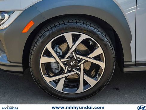Certified 2023 Hyundai Kona Limited FWD image 10