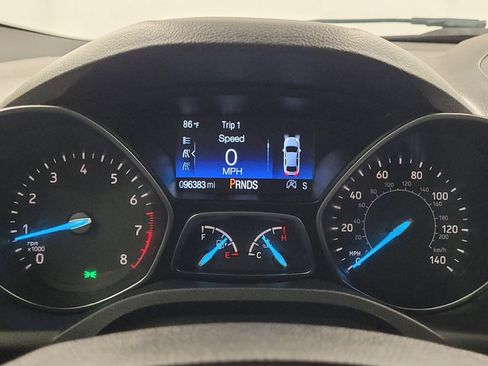 Used 2018 Ford Escape SE w/ SE Sync 3 Package FWD image 23