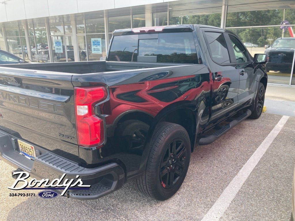 Used 2022 Chevrolet Silverado 1500 RST w/ Redline Edition RWD image 7